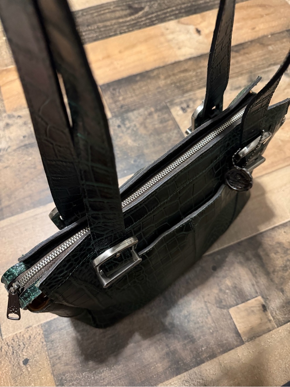 Patricia Nash Emerald Green Croc Embossed Helmsley Satchel - Picture 7 of 11